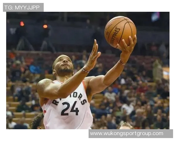 林书豪盛赞鲍威尔努力精神期待他在赛场上取得更大成功 林书豪盛赞鲍威尔努力精神期待他在赛场上取得更大成功