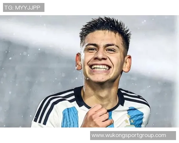 埃切维里因上场时间不足考虑一月离开勒沃库森