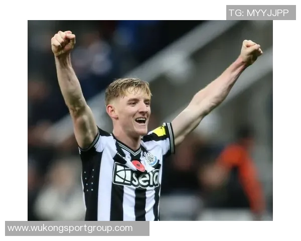 纽卡右后卫利夫拉门托未来悬而未决曼城对其表现出浓厚兴趣