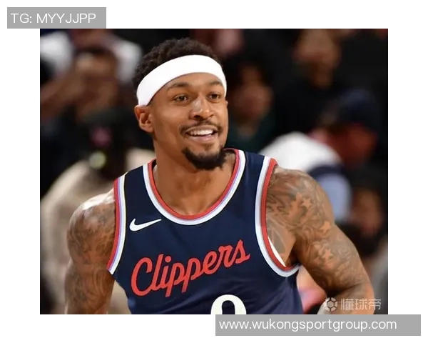 比尔谈快船新赛季展望与小卡哈登祖巴茨默契十足令人期待