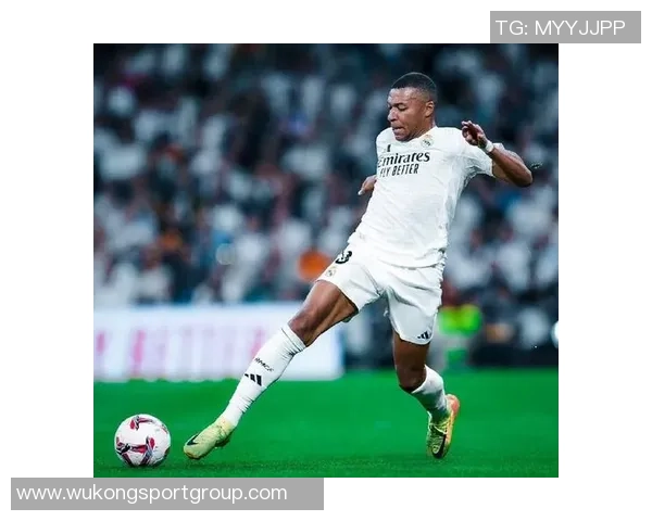 姆巴佩本场表现亮眼三次射门四次关键传球助力球队进攻