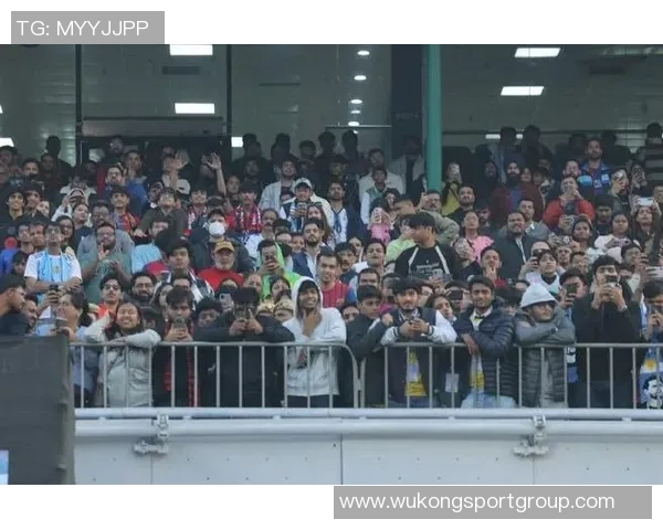 梅西抵达印度海得拉巴开启精彩之旅引发球迷热烈期待