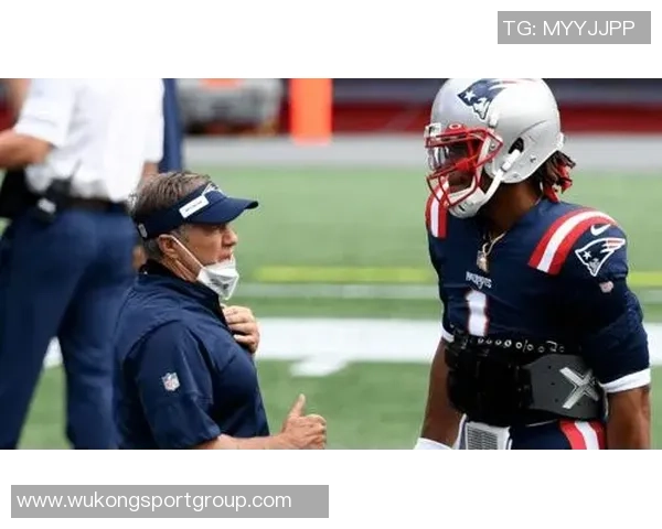 警察拦停步行者卡姆琼斯未停车逃逸引发追逐最终被捕